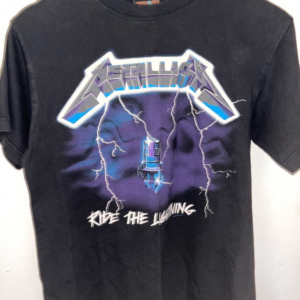 Y2k Metallica "Ride the Lightning" Black glow in the dark back Graphic Tee